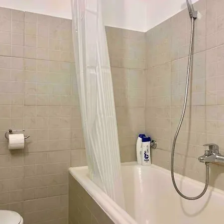 Apartment Star With Free Parking Belgrade
